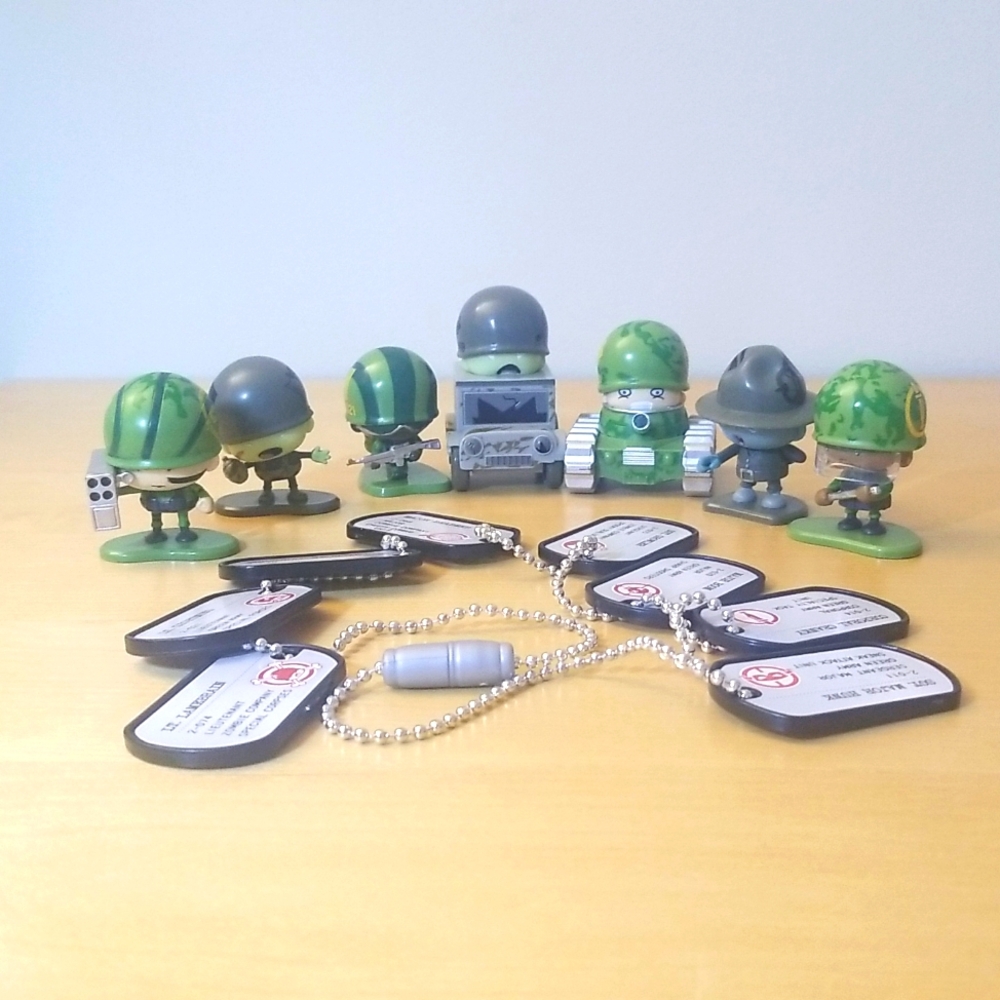 MGA Entertainment Awesome Little Green Men